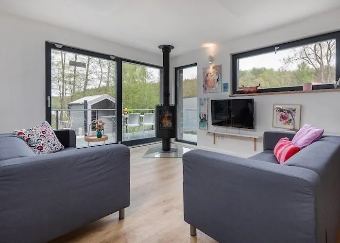 By Wise Ka With Sauna بيت للعطل Wisełka